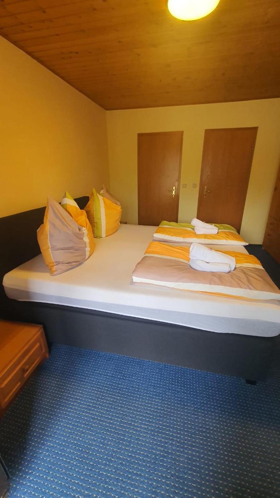 Motel Zur Festwiese Gierstadt Bagian luar foto