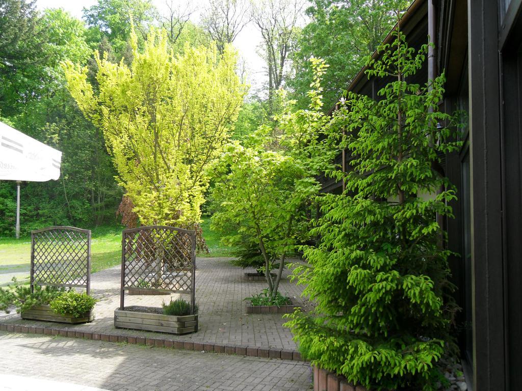 Motel Zur Festwiese Gierstadt Bagian luar foto