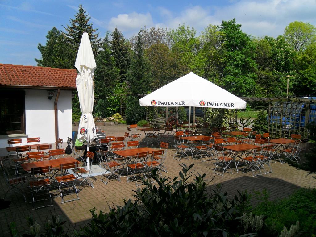 Motel Zur Festwiese Gierstadt Bagian luar foto