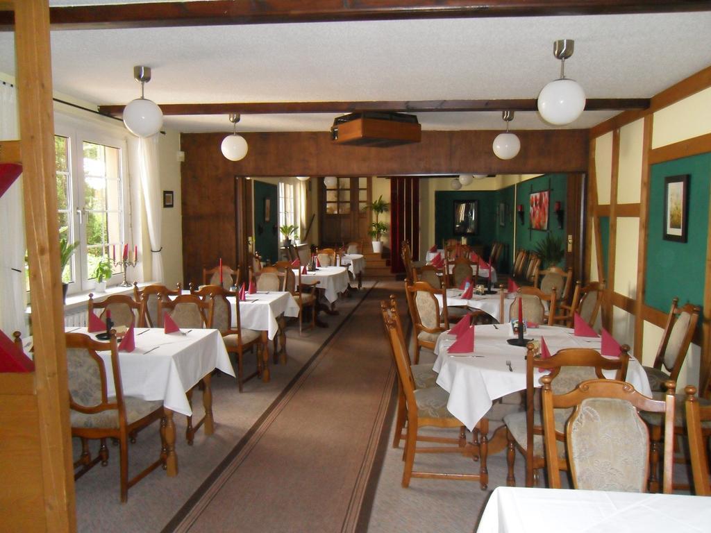Motel Zur Festwiese Gierstadt Bagian luar foto