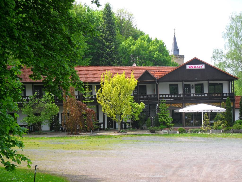 Motel Zur Festwiese Gierstadt Bagian luar foto